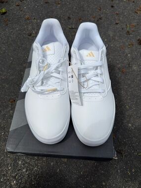 Women’s Adidas Golf Shoes NWT